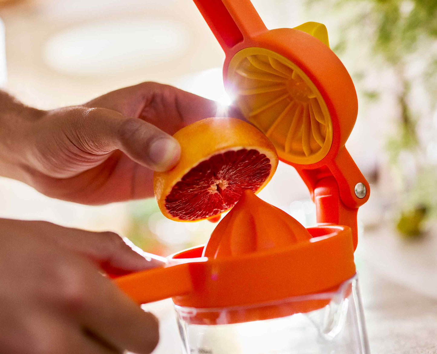 [half-width] JuiceMax™ Plus Dual-Action Orange Citrus Press with Measuring Cup