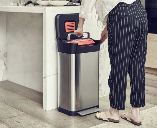 [lifestyle] [half-width] Titan 30L Stainless-steel Trash Compactor Starter Set - BU00022 - Image 2
